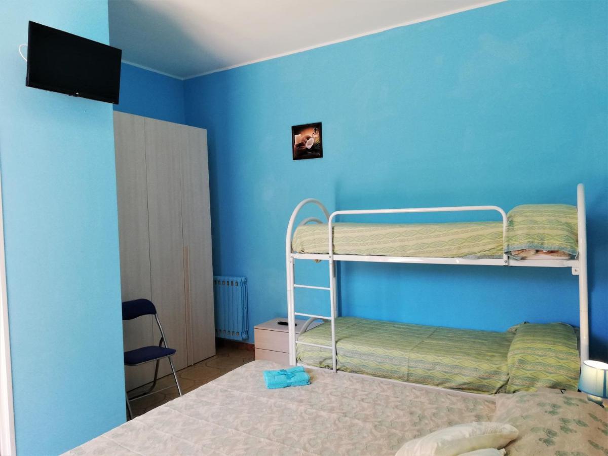 Villa Cristina Rooms Riposto Esterno foto